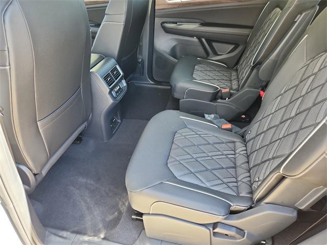 new 2026 Volkswagen Atlas car, priced at $55,738