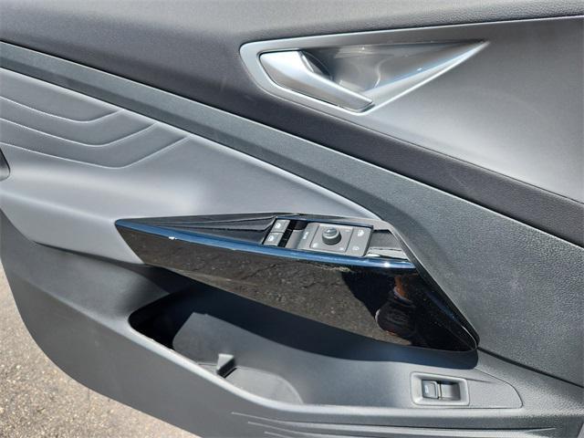 new 2025 Volkswagen ID.4 car, priced at $45,847