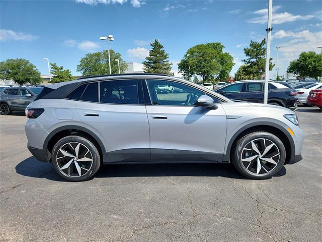 new 2025 Volkswagen ID.4 car, priced at $45,847
