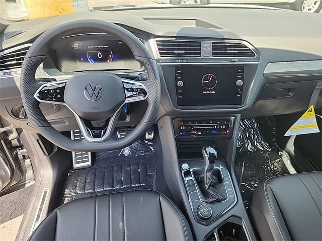 new 2024 Volkswagen Tiguan car, priced at $35,771