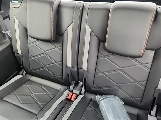 new 2025 Volkswagen Atlas car, priced at $46,577