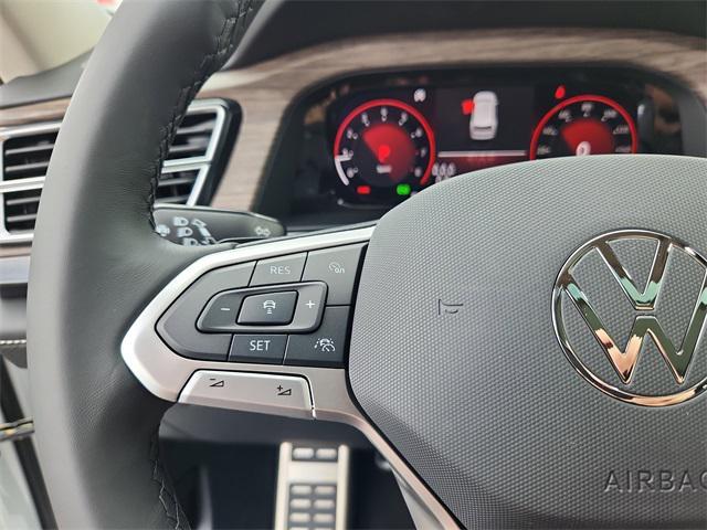new 2025 Volkswagen Atlas car, priced at $51,863