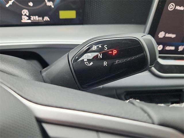 new 2025 Volkswagen Tiguan car, priced at $38,580