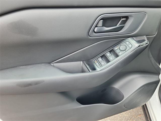 used 2025 Nissan Rogue car, priced at $29,999