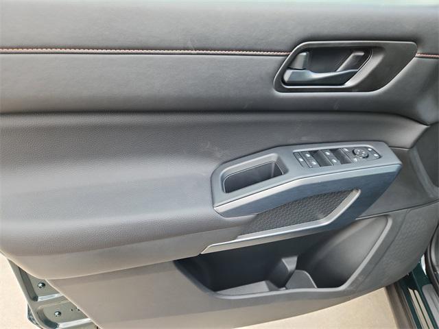 new 2025 Nissan Pathfinder car, priced at $43,443