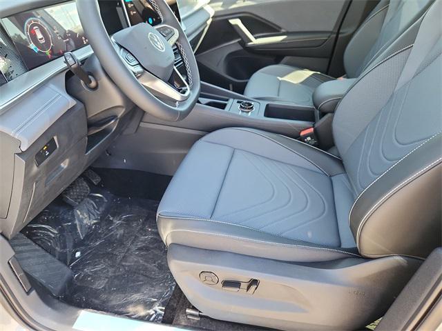 new 2025 Volkswagen Tiguan car, priced at $33,965