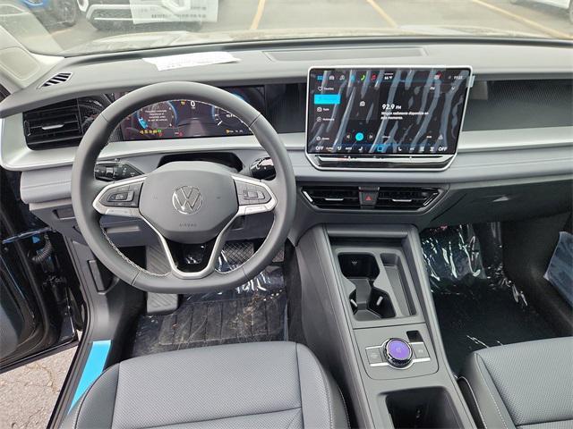 new 2025 Volkswagen Tiguan car, priced at $32,933