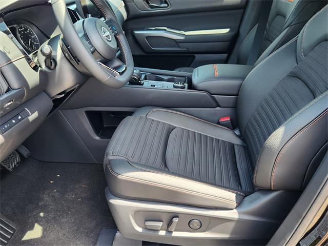 new 2025 Nissan Pathfinder car, priced at $38,260