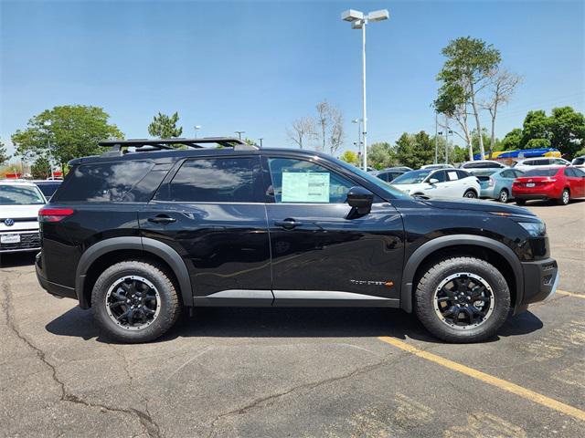 new 2025 Nissan Pathfinder car, priced at $38,260