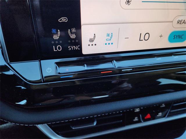 new 2026 Volkswagen Atlas car, priced at $45,315