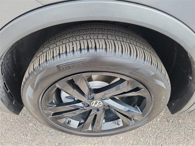 used 2024 Volkswagen Tiguan car, priced at $32,999