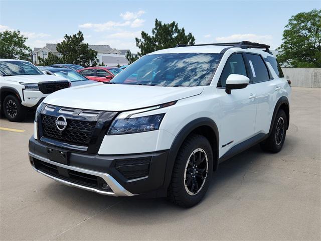 new 2025 Nissan Pathfinder car, priced at $38,338