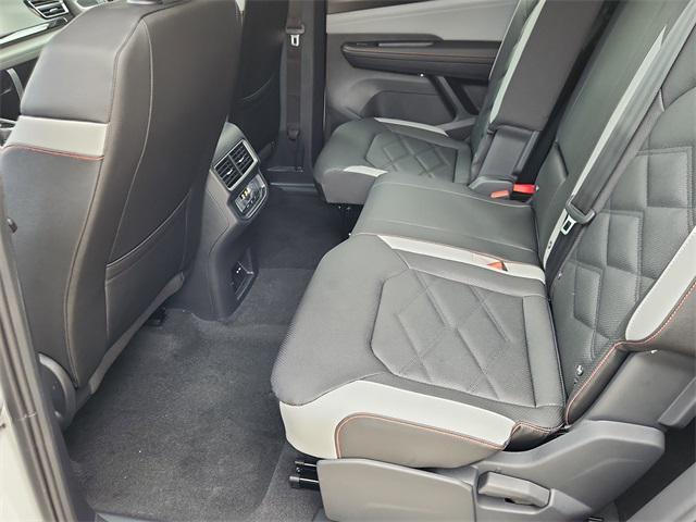 new 2026 Volkswagen Atlas car, priced at $48,194