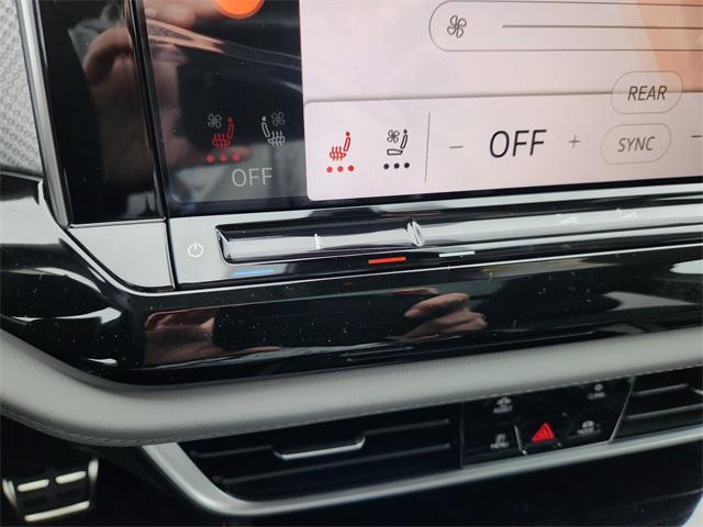 new 2026 Volkswagen Atlas car, priced at $47,694