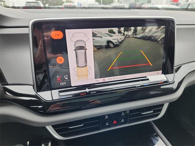 new 2026 Volkswagen Atlas car, priced at $47,694