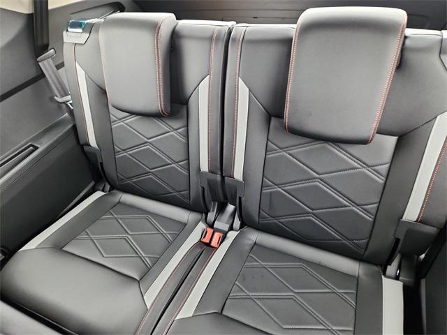 new 2026 Volkswagen Atlas car, priced at $47,694