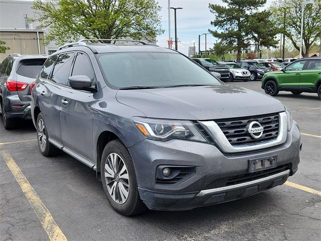 used 2018 Nissan Pathfinder car