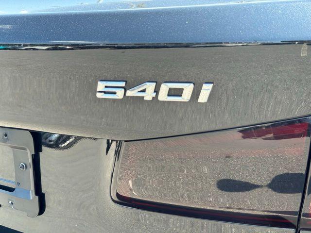 used 2022 BMW 540 car, priced at $39,100