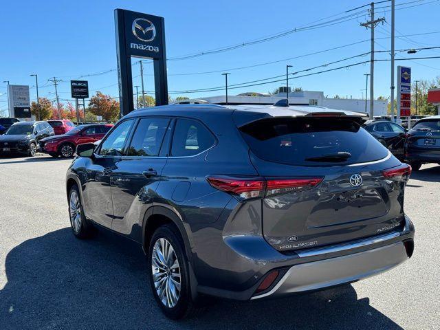 used 2022 Toyota Highlander car, priced at $35,990