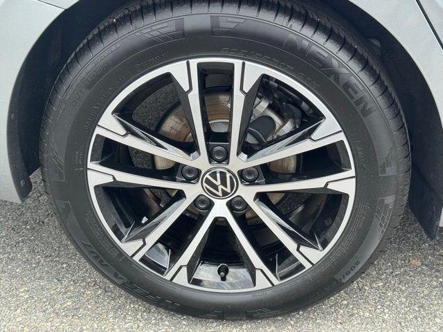 used 2024 Volkswagen Jetta car, priced at $22,390