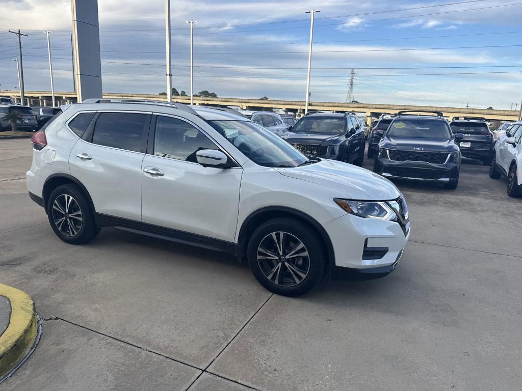 used 2020 Nissan Rogue car, priced at $15,499