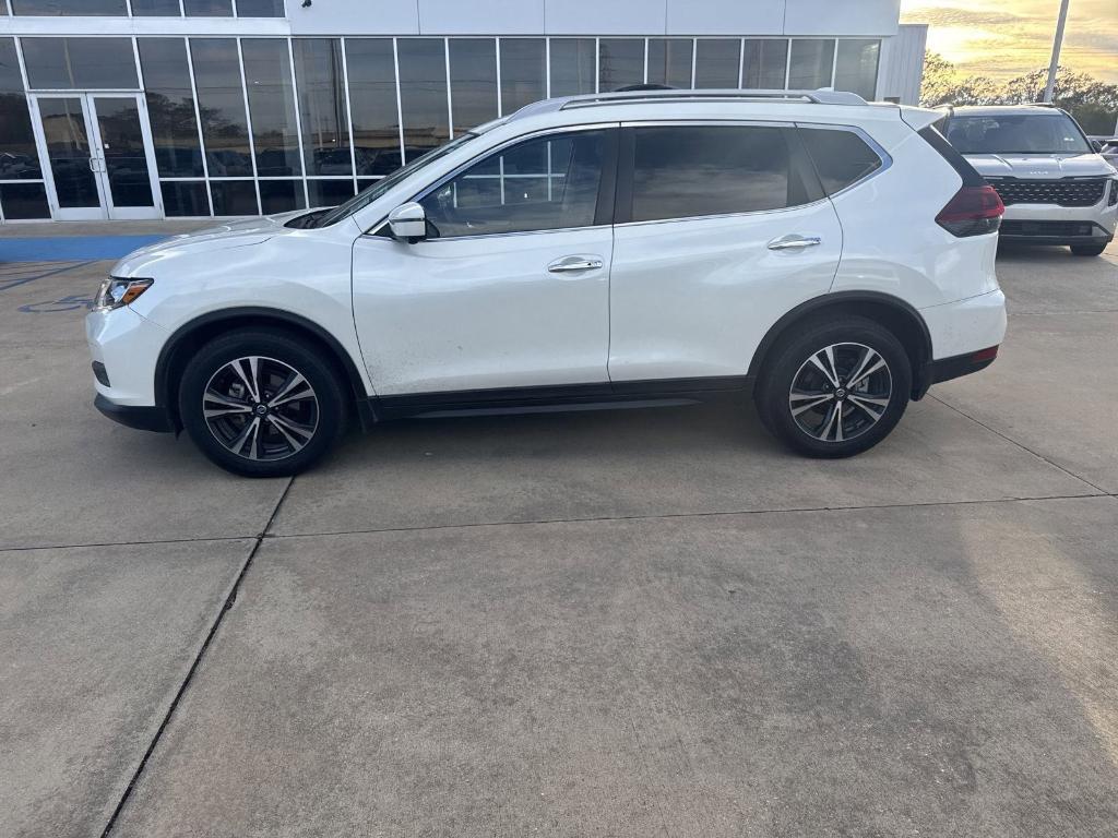 used 2020 Nissan Rogue car, priced at $15,499