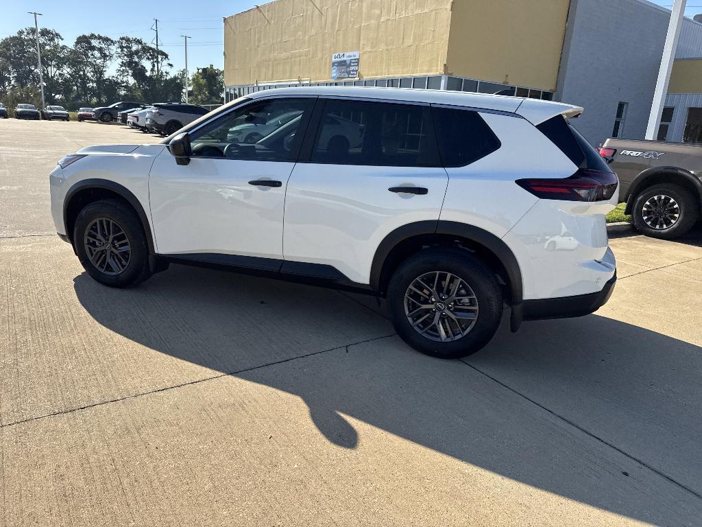 used 2025 Nissan Rogue car, priced at $23,899