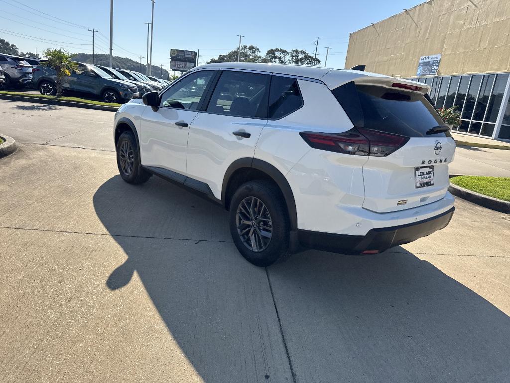 used 2025 Nissan Rogue car, priced at $23,899