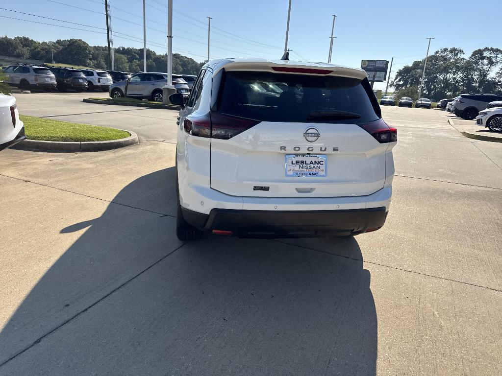 used 2025 Nissan Rogue car, priced at $23,899