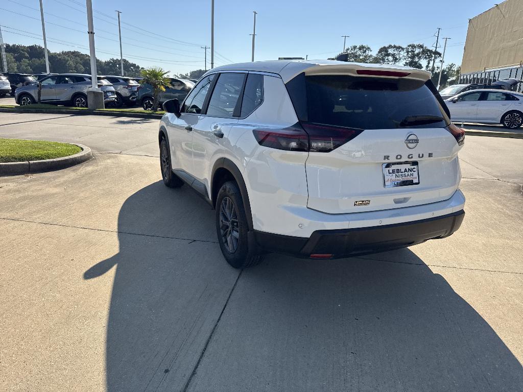 used 2025 Nissan Rogue car, priced at $23,899