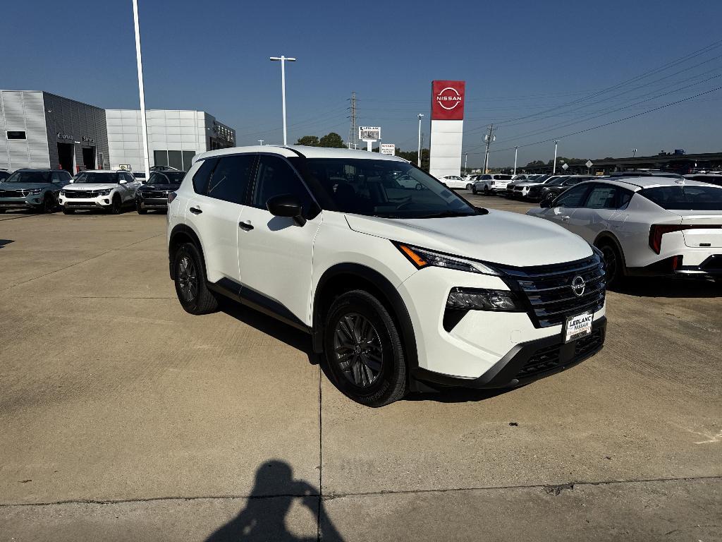 used 2025 Nissan Rogue car, priced at $23,899