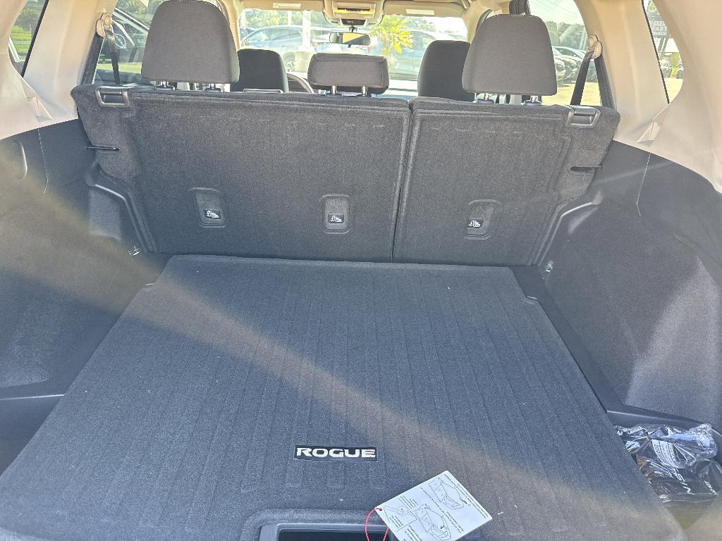 used 2025 Nissan Rogue car, priced at $23,899