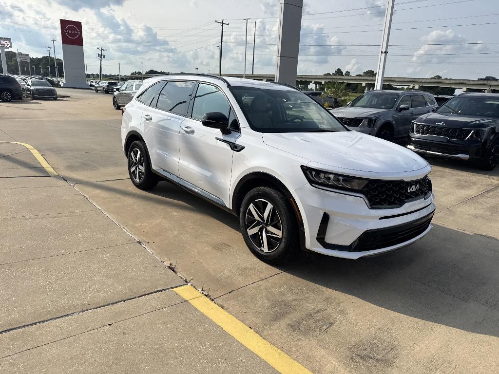 used 2023 Kia Sorento car, priced at $27,699
