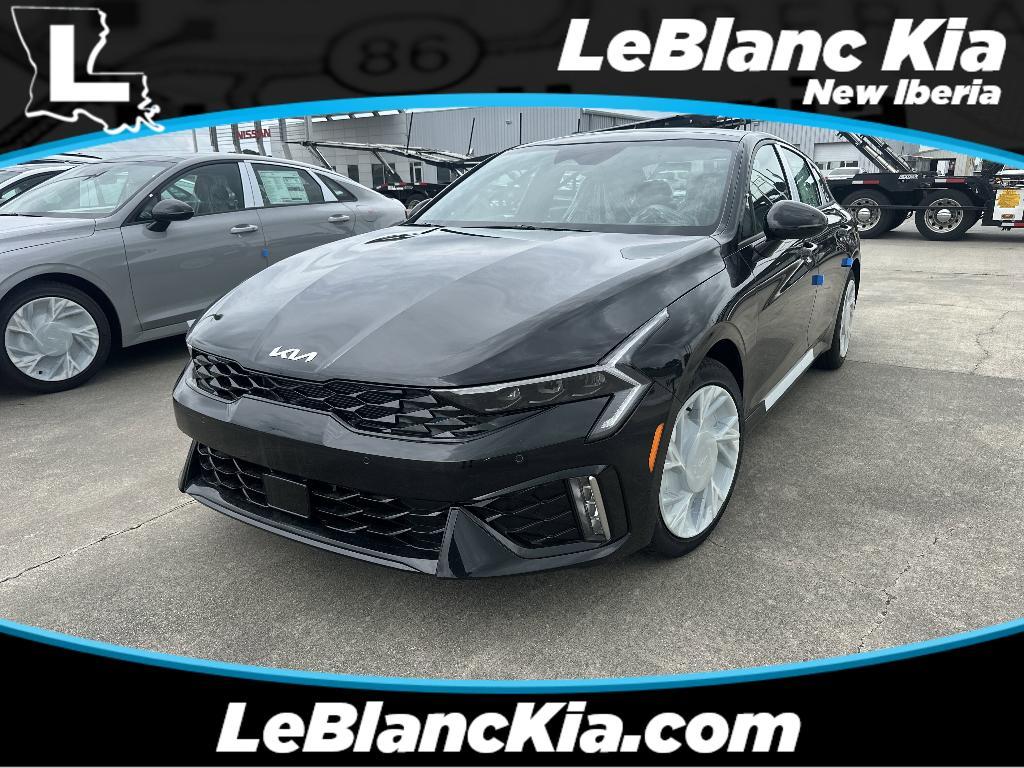 new 2025 Kia K5 car, priced at $33,290