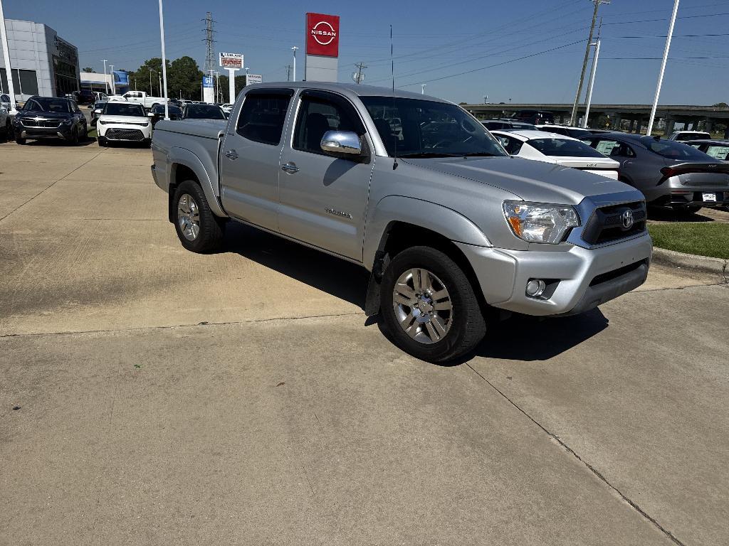 used 2013 Toyota Tacoma car, priced at $13,899