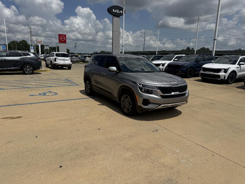 used 2022 Kia Seltos car, priced at $17,899