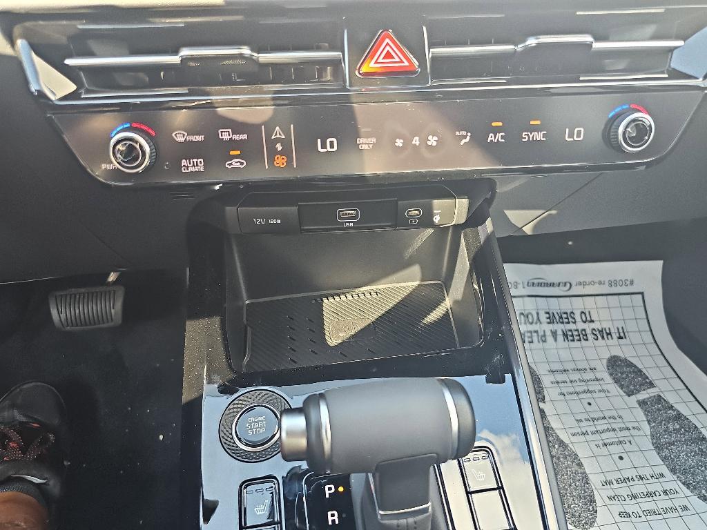 used 2025 Kia Niro car, priced at $24,399