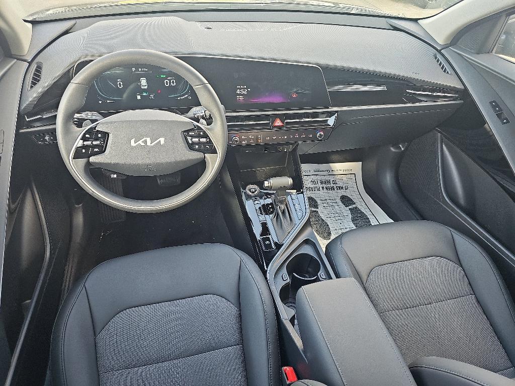 used 2025 Kia Niro car, priced at $24,399