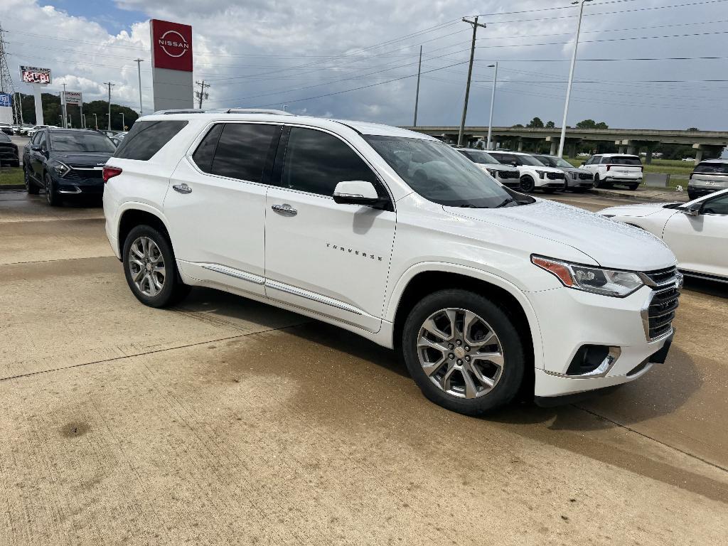 used 2018 Chevrolet Traverse car, priced at $18,899