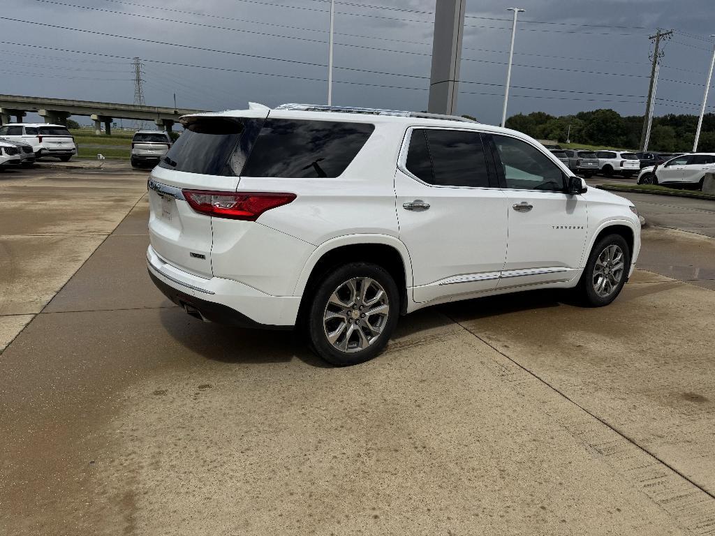 used 2018 Chevrolet Traverse car, priced at $18,899