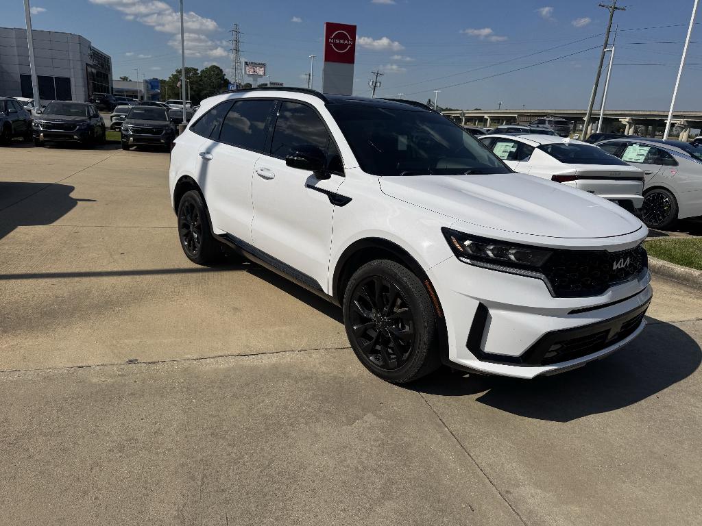 used 2022 Kia Sorento car, priced at $22,899