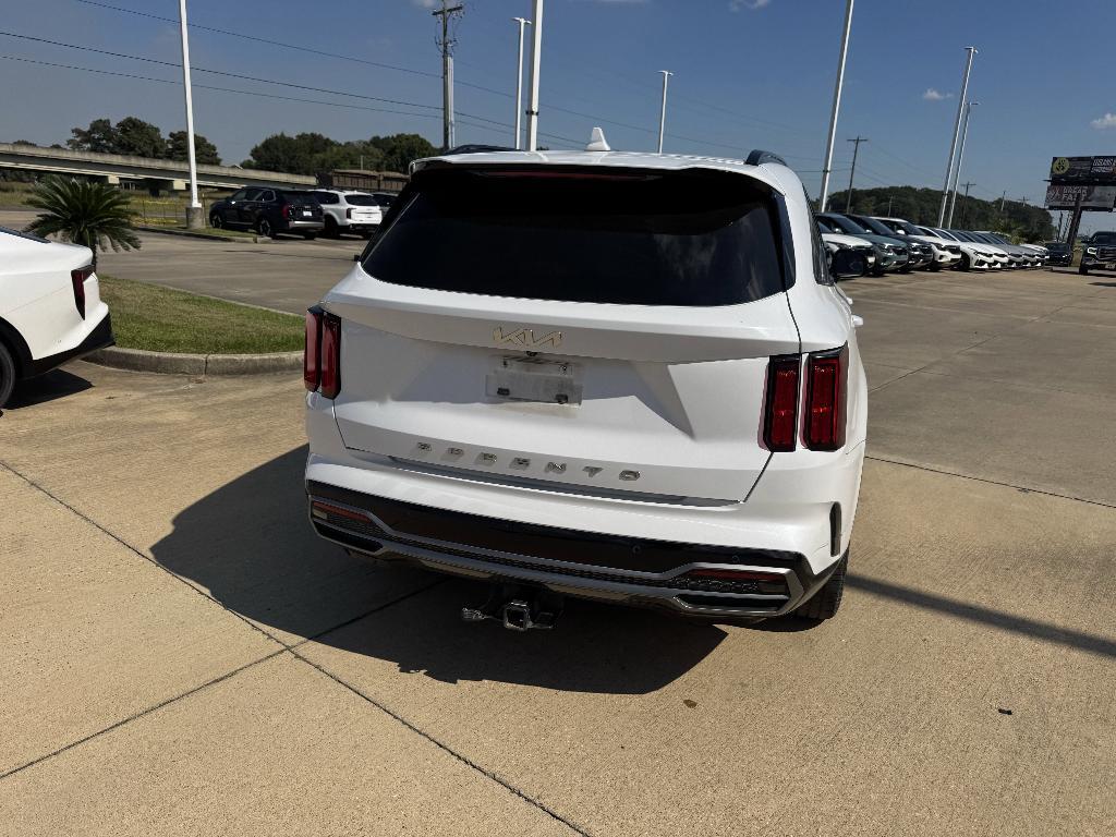 used 2022 Kia Sorento car, priced at $22,899