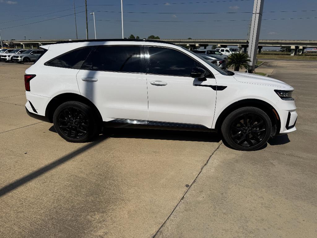 used 2022 Kia Sorento car, priced at $22,899