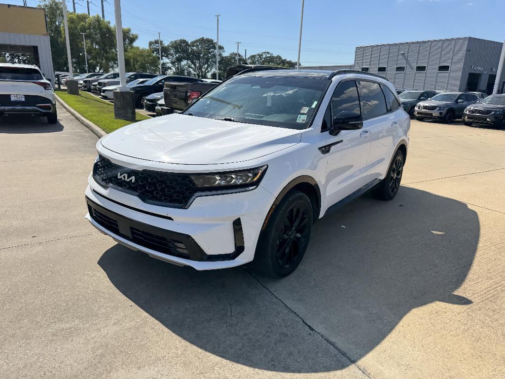 used 2022 Kia Sorento car, priced at $22,899