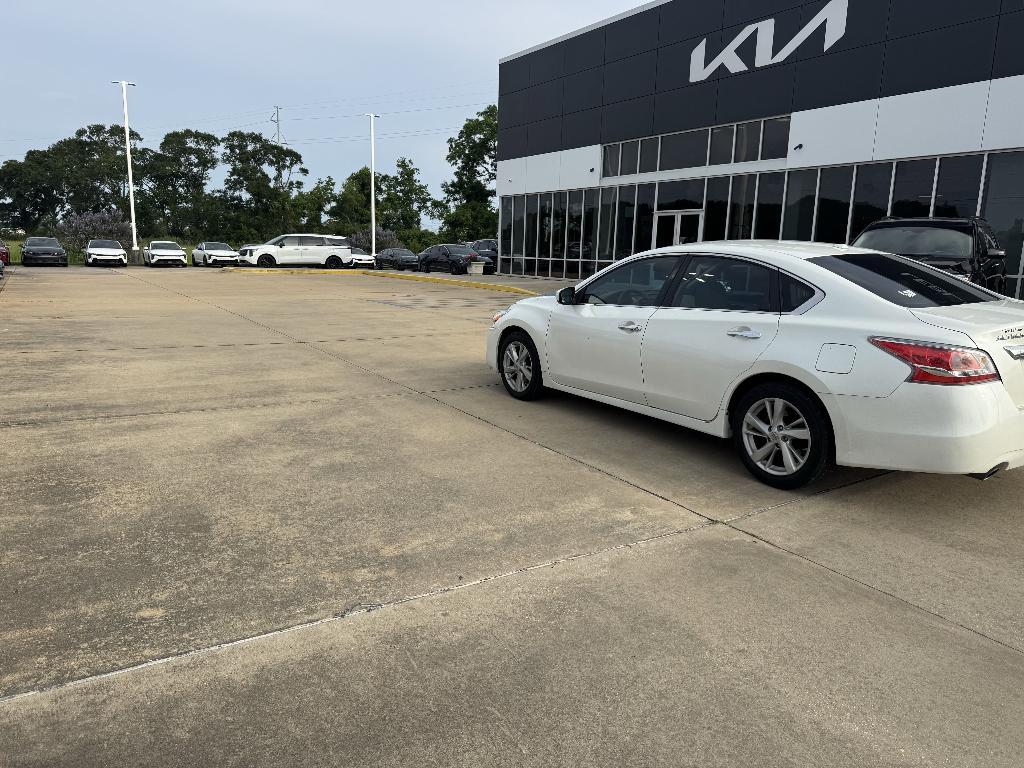 used 2013 Nissan Altima car, priced at $8,499