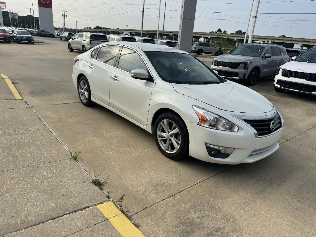 used 2013 Nissan Altima car, priced at $8,499