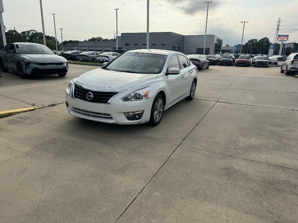 used 2013 Nissan Altima car, priced at $8,499