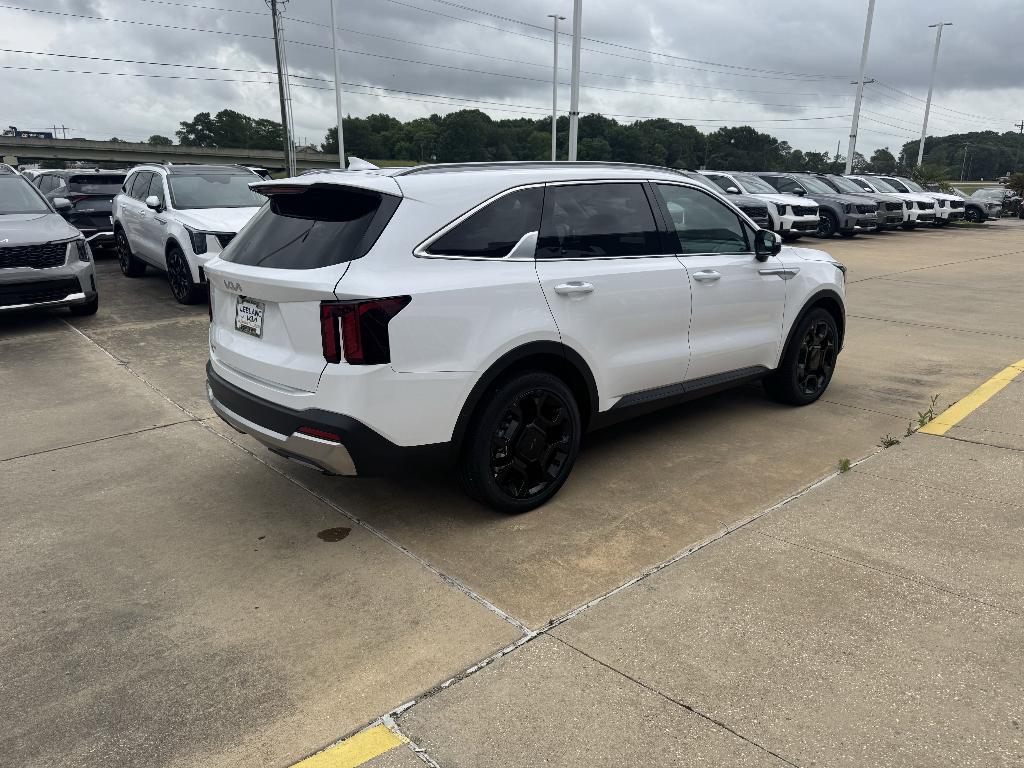 used 2025 Kia Sorento car, priced at $38,499