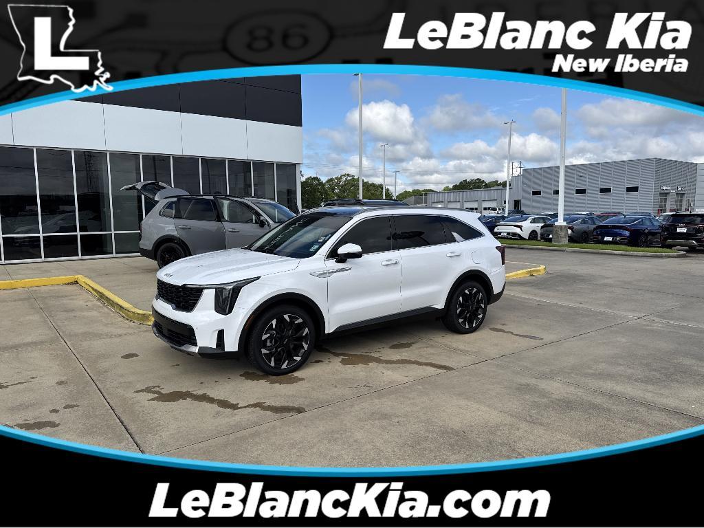 used 2025 Kia Sorento car, priced at $36,899