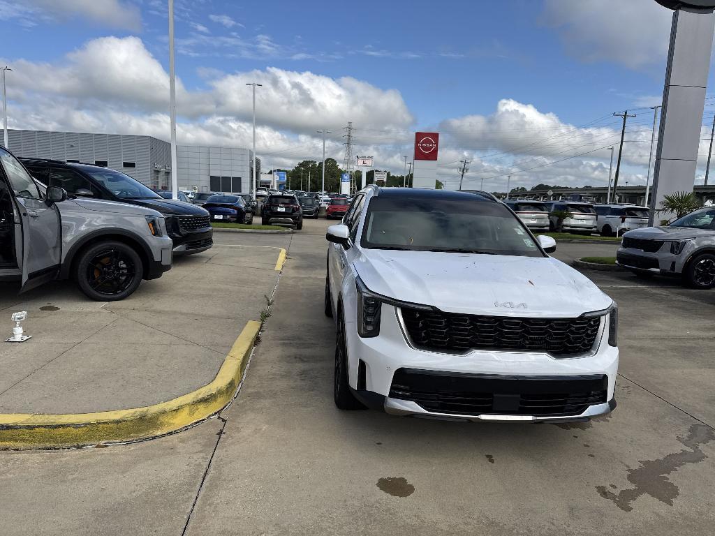 used 2025 Kia Sorento car, priced at $36,899